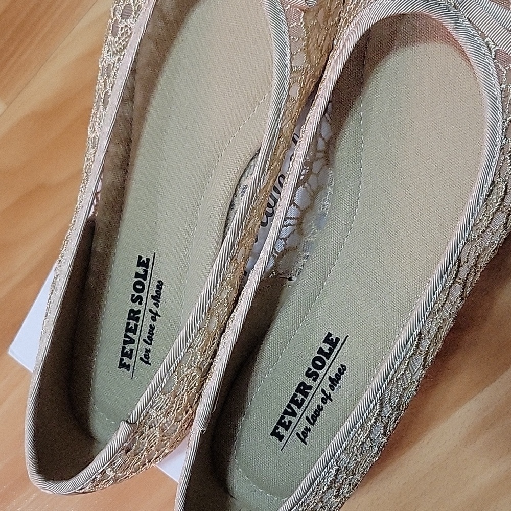 Nude Lace Ballet Crochet Flats - Picture 4 of 5